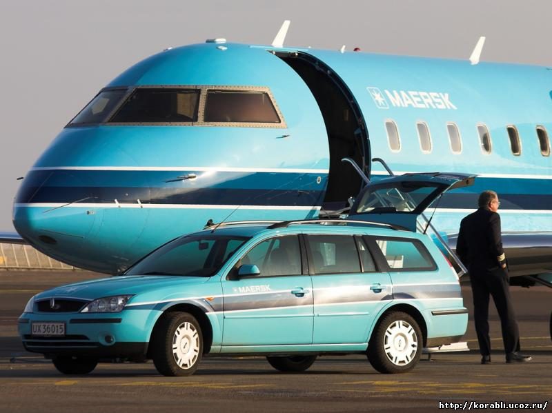 самолет cl-604 компании Maersk